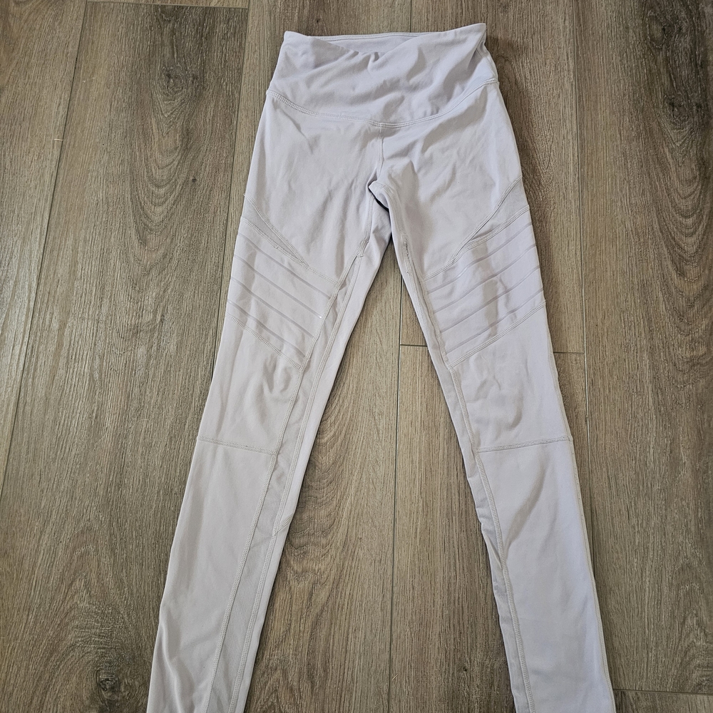 Light Gray High-Waisted Leggings